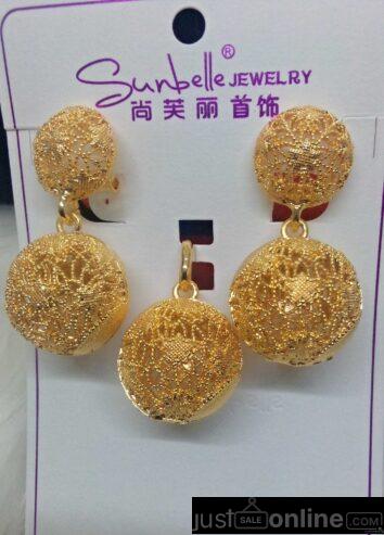 Sunbelle earring for sale at tradeFair market