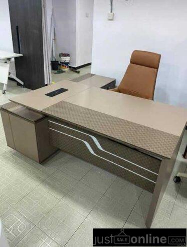 Executive officer table for sale at ojo Alaba market