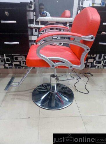 reading desk for sale at ojo Alaba international market Lago