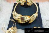 Luxury costume jewelry set for sale at tradefair market