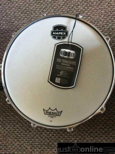 Professional snare drum & piccolo available for sale in Alab