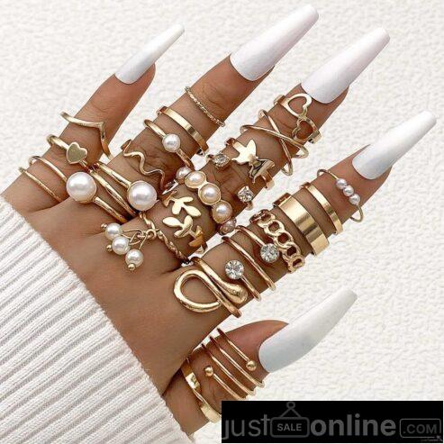 Fancy knuckle rings set for sale at tradefair market