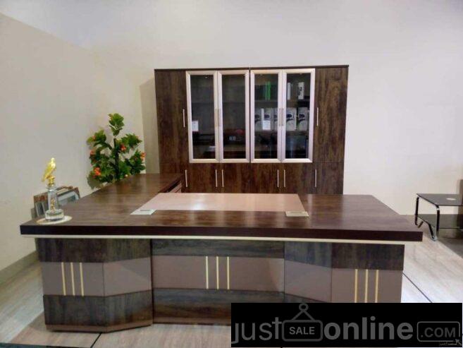 Office table for sale at ojo alaba