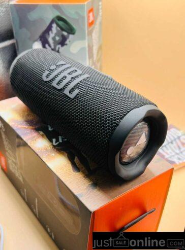 JBL pro sound with 2-way speaker system for sale at tradefai