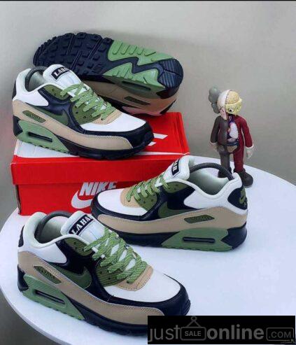 Nike Air Max Quality Sneaker