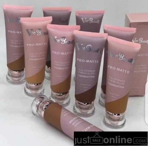 Vee beauty foundation for making up