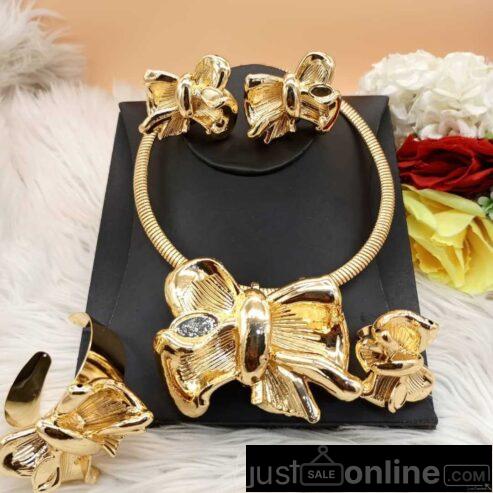 Luxury costume jewelry set for sale at tradefair market