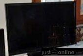 Samsung 2013 model smart tv for sale at ojo Alaba