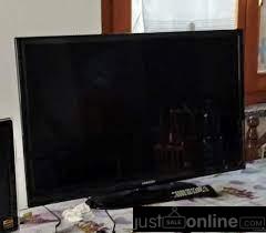 Samsung 2013 model smart tv for sale at ojo Alaba