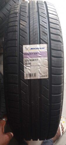 Highlander tyre for sale at trade Fair market