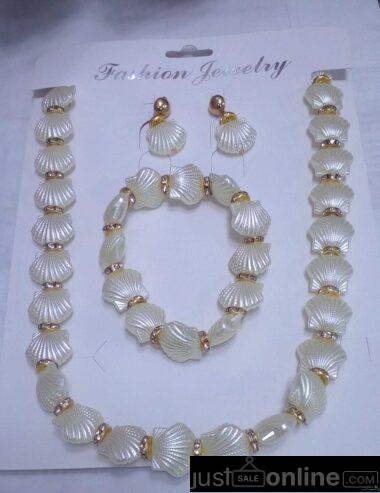 Fashion Jewelry Set Wholesale at Tradefair Market Ojo