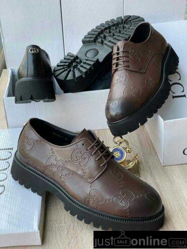 Gucci shoe for sale at Trade fair market