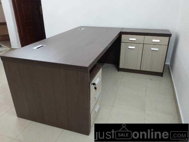 Office table for sale at ojo Alaba Market