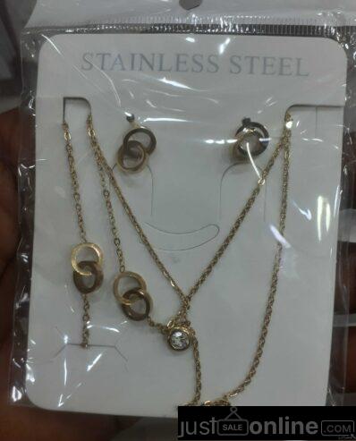 Original steel necklace for sale at trade fair market