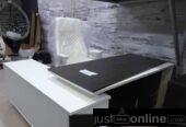 1.6 meter Executive office table for sale at ojo Alaba marke