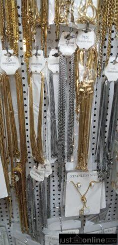 Bod tye neckchain for sale at trade fair market