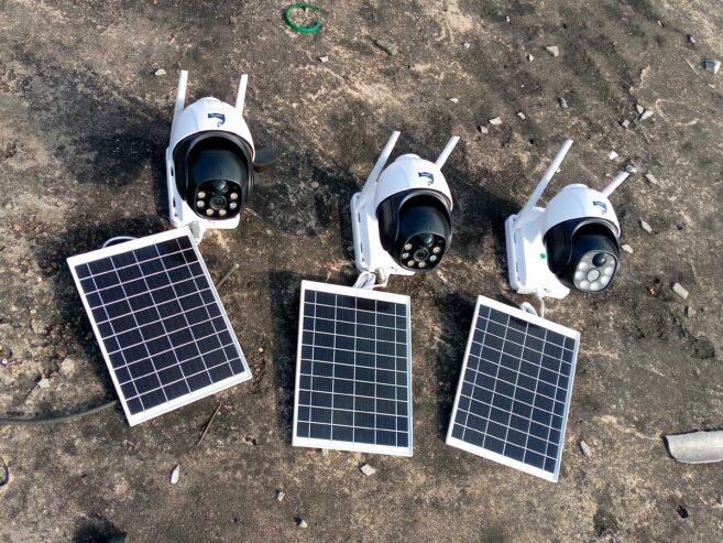 PTZ solar camera