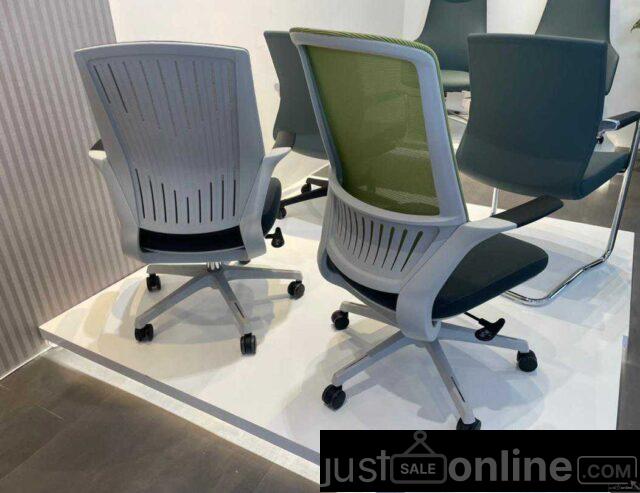 Executive office chair for sale at ojo alaba