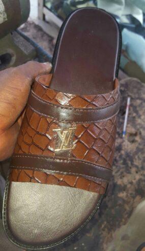 Leather shoes and slippers for sale in ikorodu