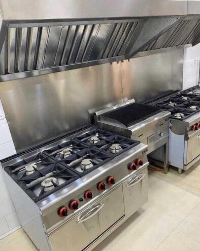 Commercial cooker with grill and Kitchen hood Extractor