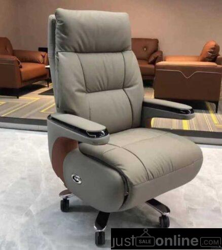 Lether chair for sale at alaba