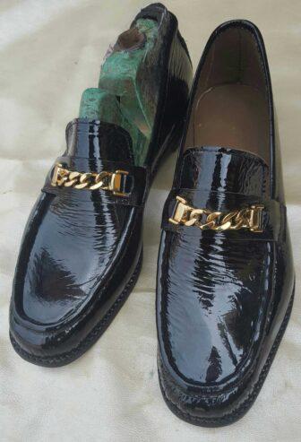 Leather shoes and slippers for sale in ikorodu