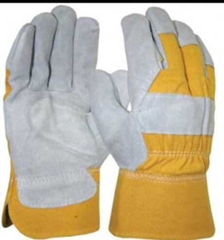 Nitrile chemical gloves on sale at trade fair