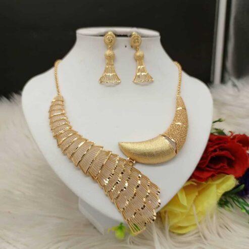 Owanbe costume jewelry set for sale at tradefair market