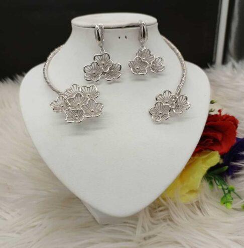 Owanbe costume jewelry set for sale at tradefair market