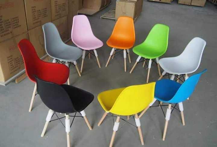 Plastic bar chair