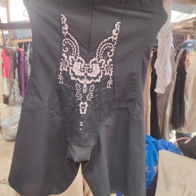 Girdle pants and tights for sale at ojo iyanaiba market Alaba