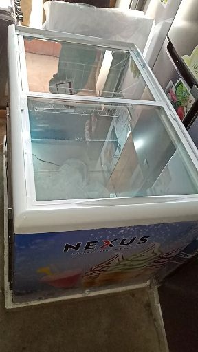 SHOW CASE FREEZER FOR SALE AT OJO