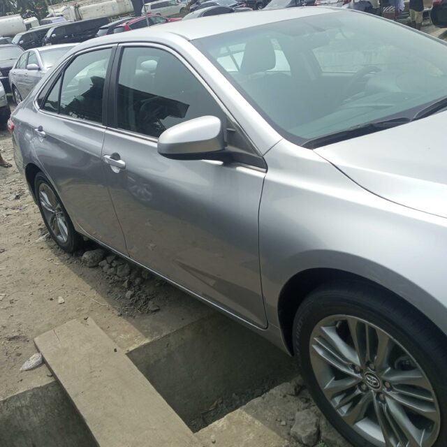 TOYOTA CAMRY 2015 MODEL