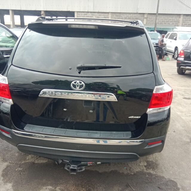 TOYOTA HIGHLANDER 2013 MODEL