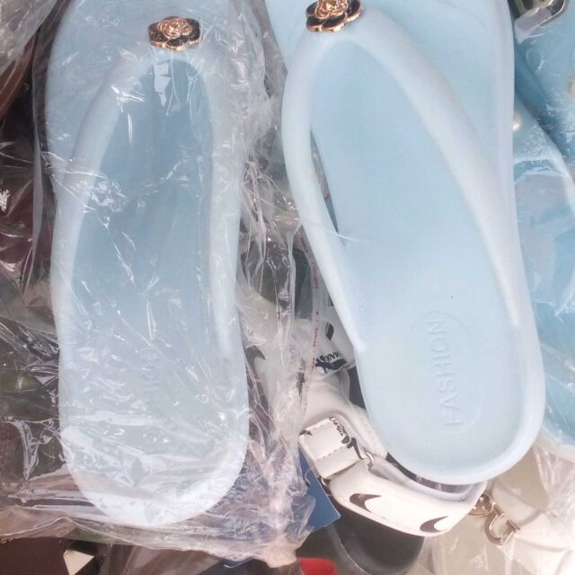 Quality women footwear is available for sale at ikorodu Lagos sta