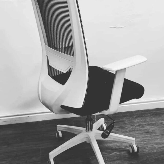 Quality Office Chairs In Ojo Alaba