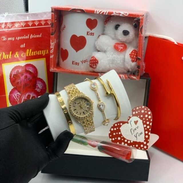 Valentine Gift box for ladies for sale ikorodu