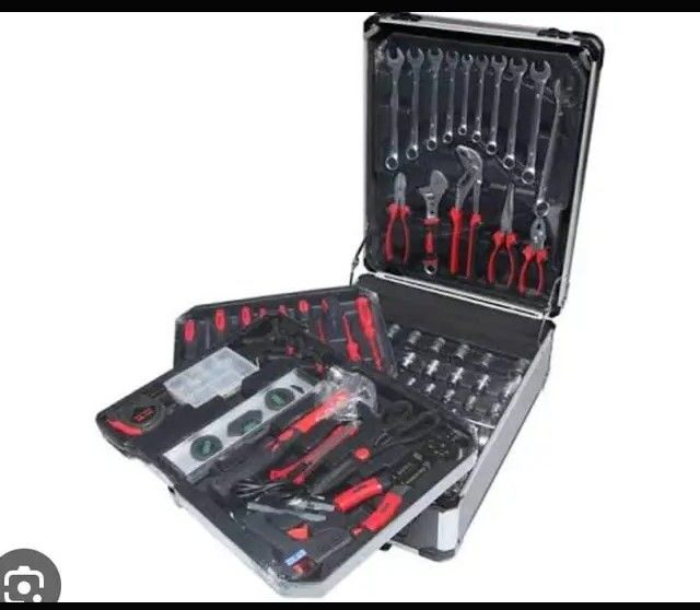 Full Set of mechanical Toolbox In Ojo For Sale