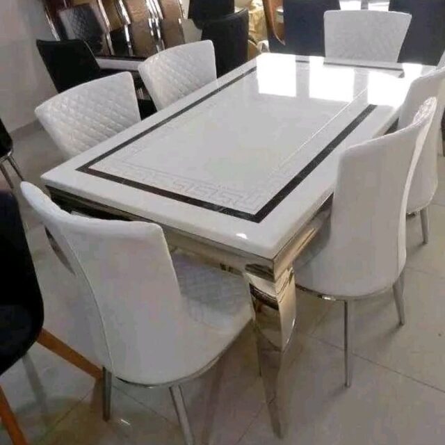 Dinning table with 6 seater