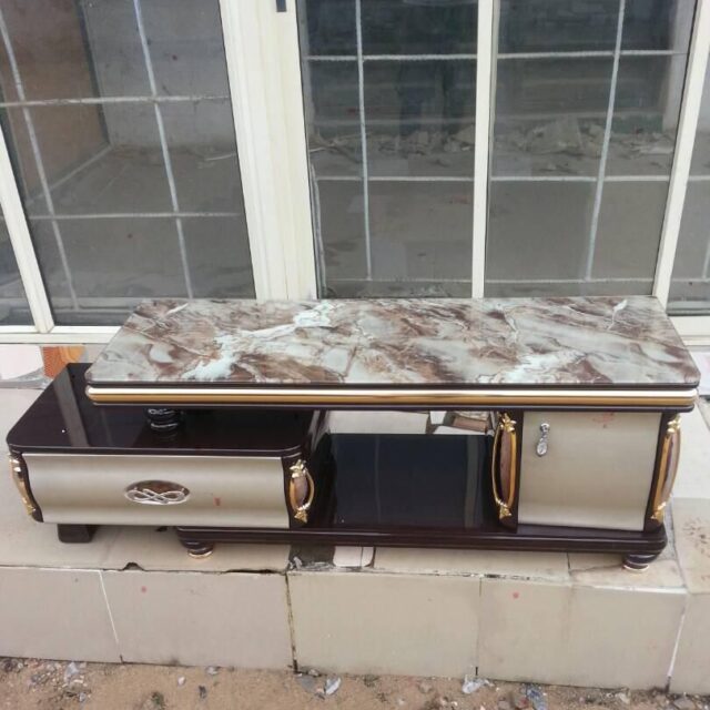 Wooden TV stand for sale Ikorodu