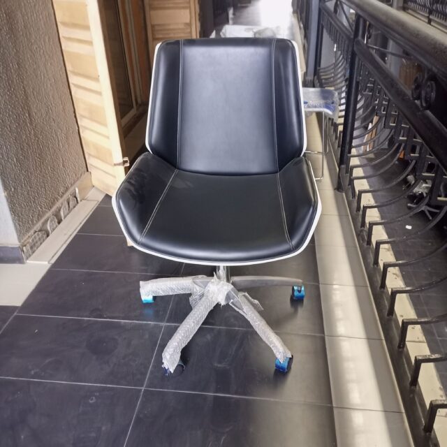 Office Executive Chairs In Ojo Alaba For Sale