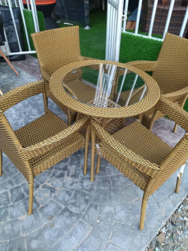 Garden chair by 4 for sale