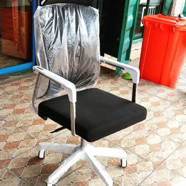 Quality Office Chairs In Ojo Alaba