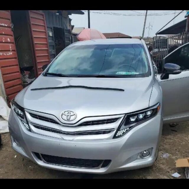 Headlamp 3touch For Toyota Venza Available As Seen ✅✅