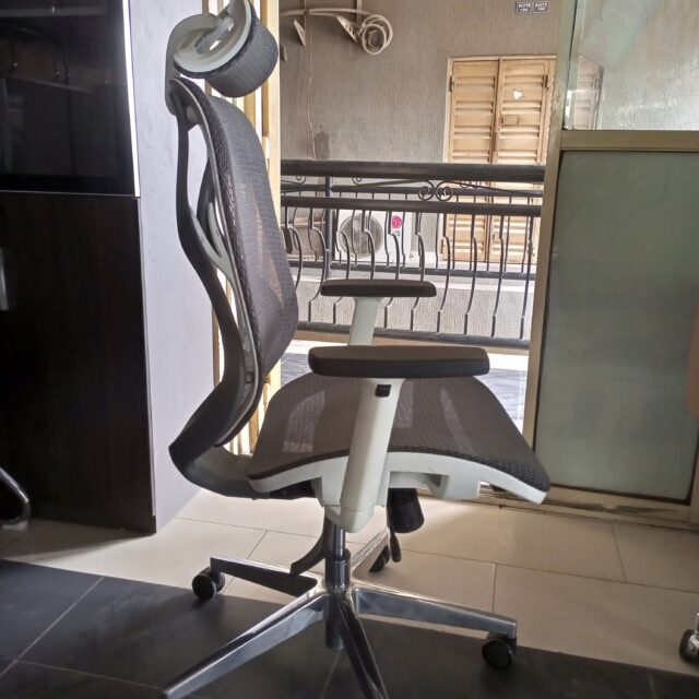 Senior Executive Office Chair – Ojo Lagos