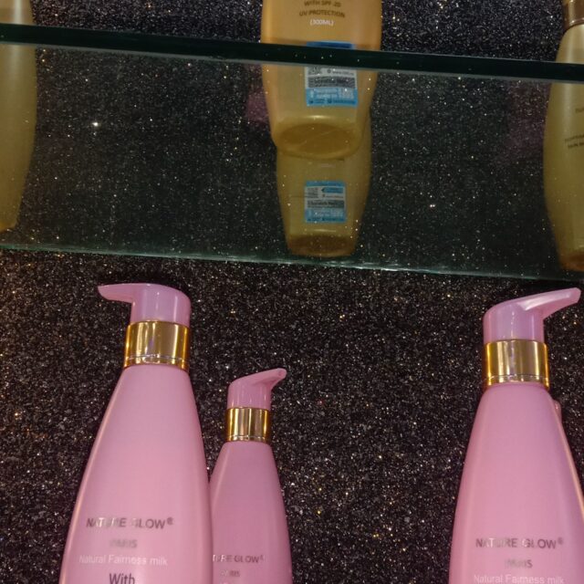 Am glow shower gel for sale at trade fair