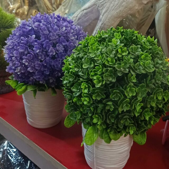 Flowers vase for sale Ikorodu