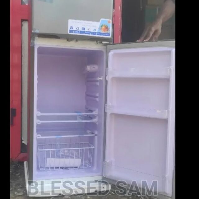 Hoomex Chest Deep Freezer for sale at ojo Alaba