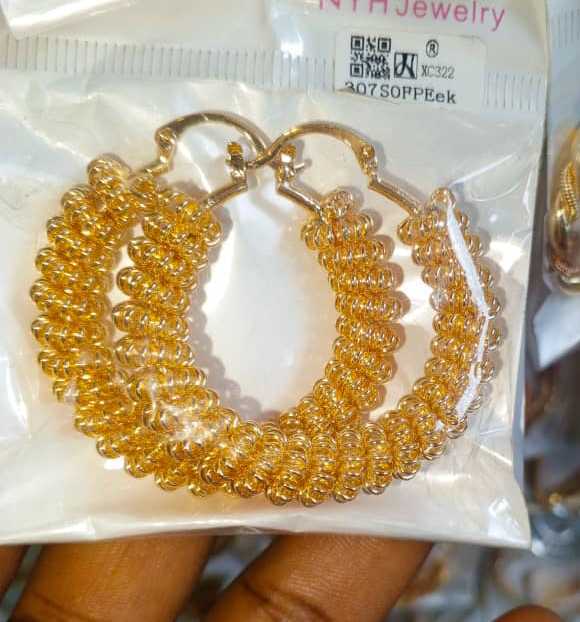 Ladies earrings for sale ikorodu