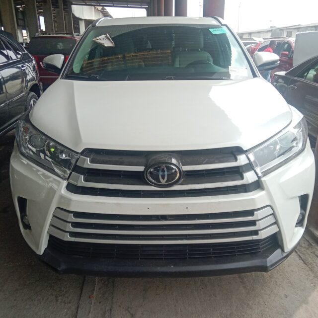 Toyota 2016 Highlander Model For Sale In Apapa